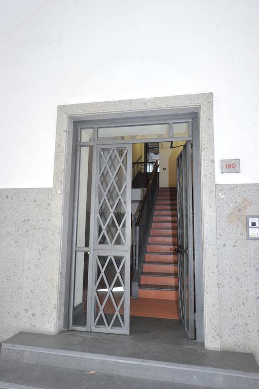 Victor'S House Apartment Сант'Агнело Екстериор снимка
