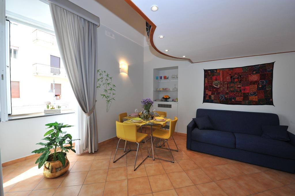 Victor'S House Apartment Сант'Агнело Екстериор снимка