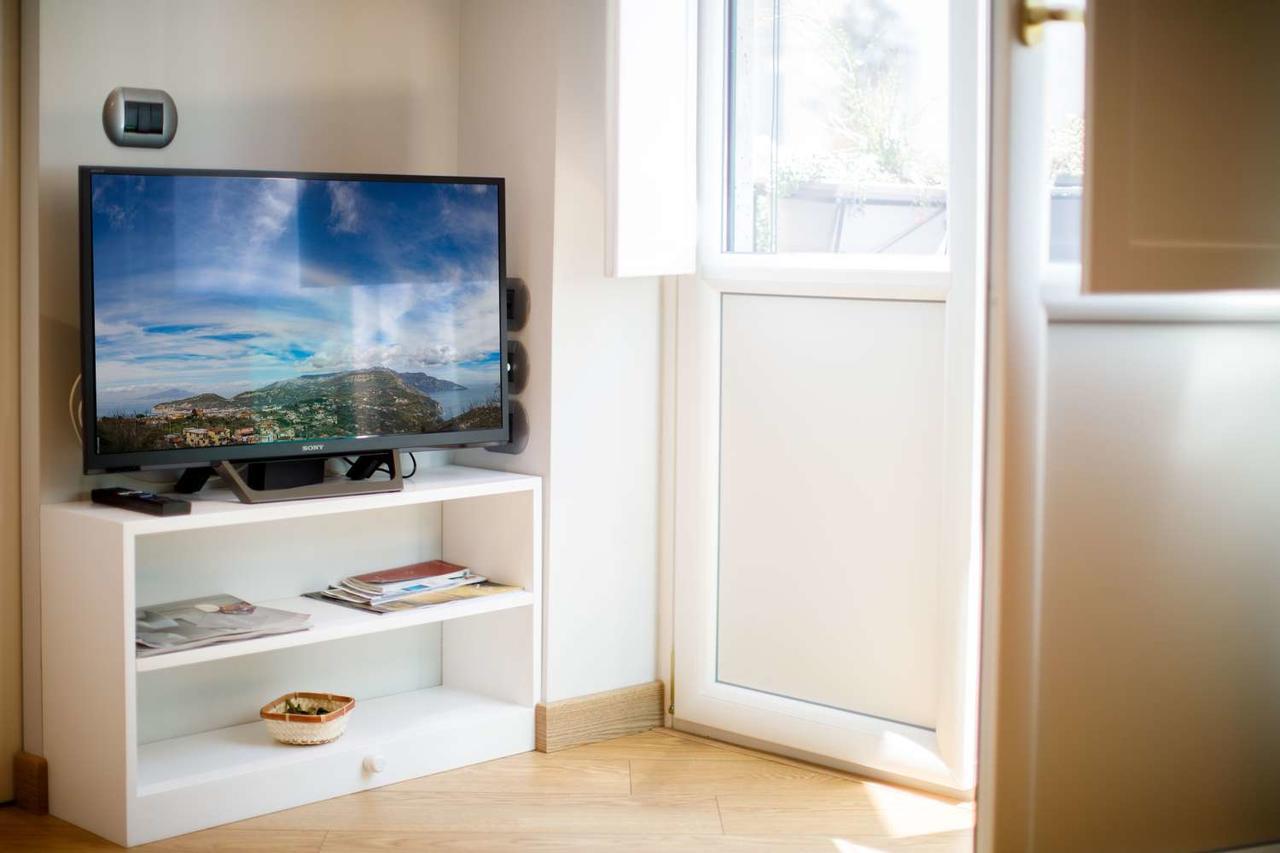 Victor'S House Apartment Сант'Агнело Екстериор снимка