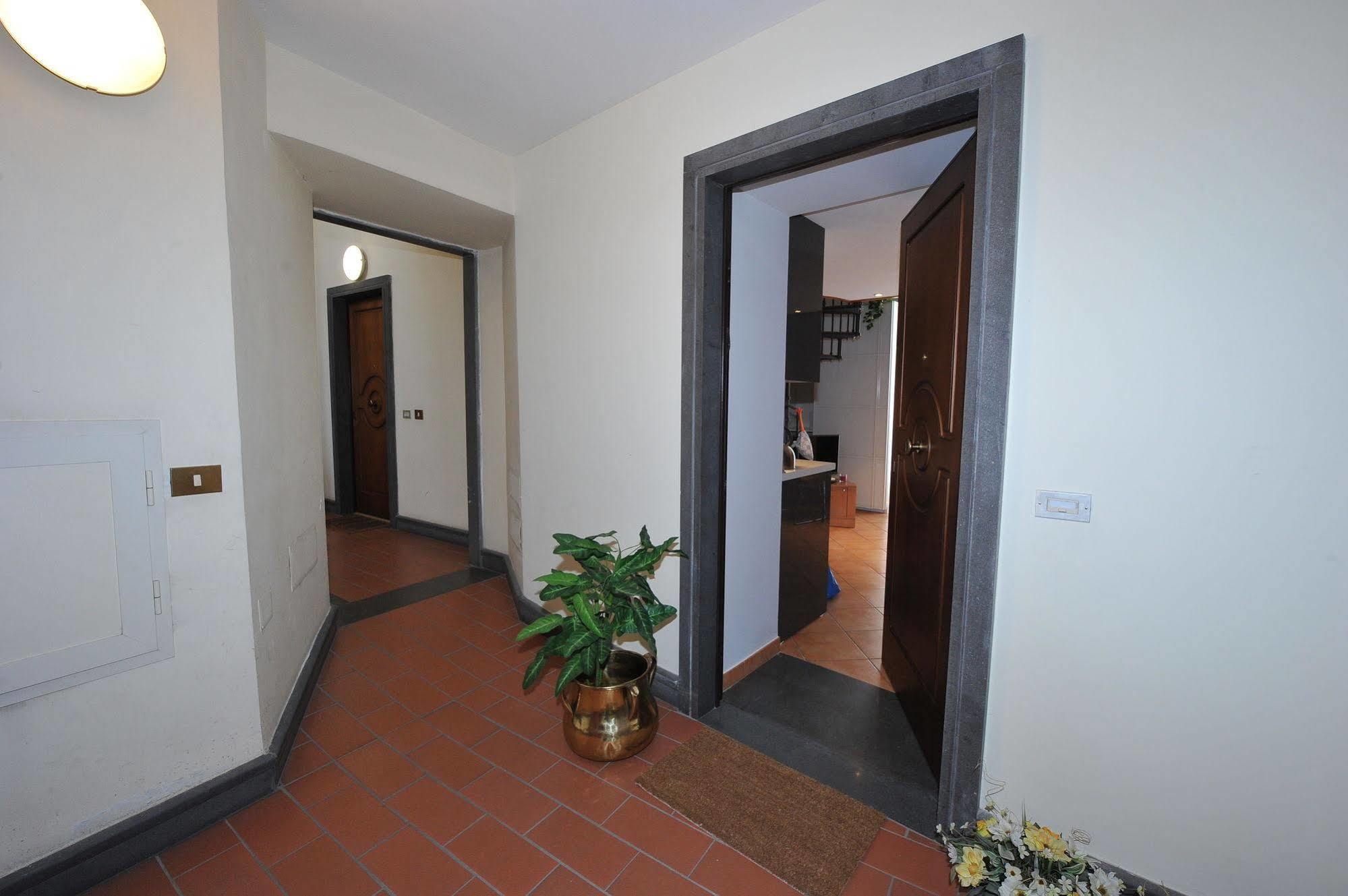 Victor'S House Apartment Сант'Агнело Екстериор снимка