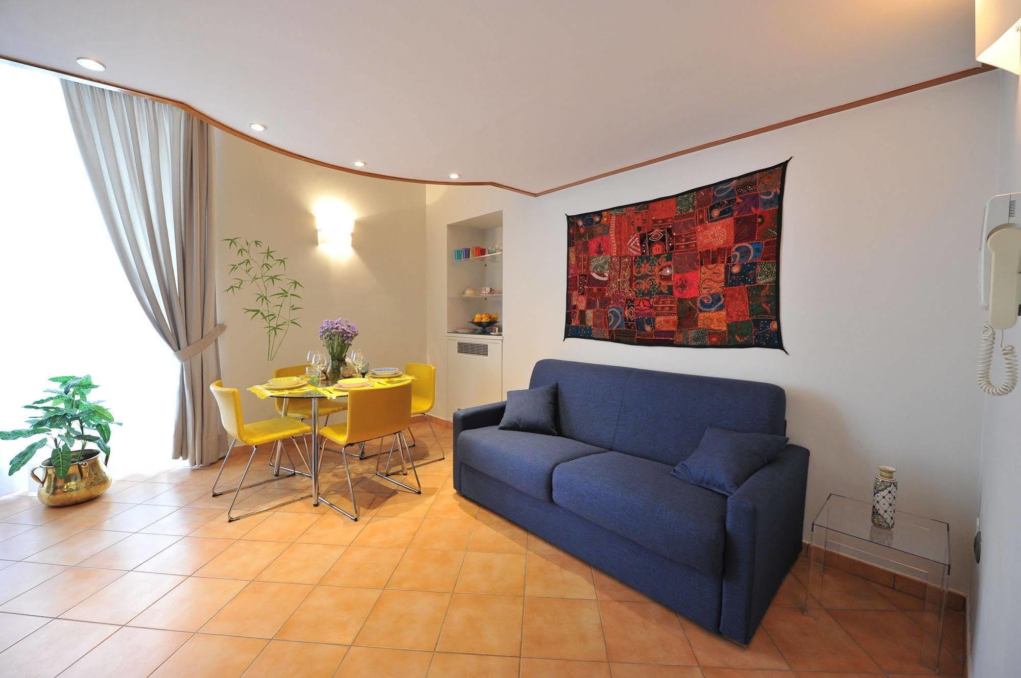 Victor'S House Apartment Сант'Агнело Екстериор снимка