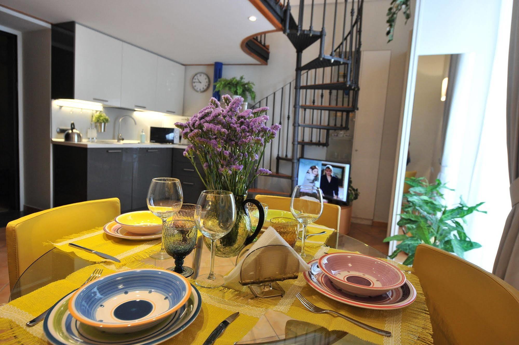 Victor'S House Apartment Сант'Агнело Екстериор снимка